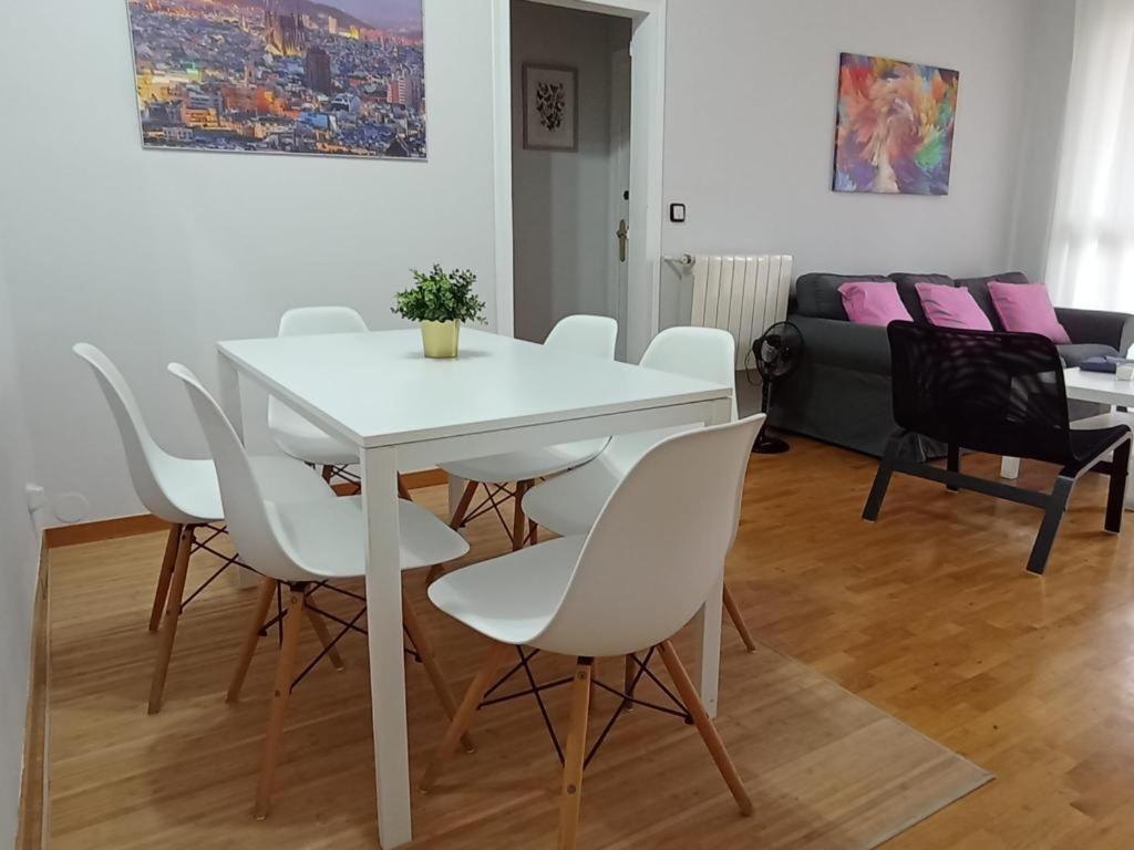 Sant Jordi Pisos - Dos De Maig Apartment Barcelona Ngoại thất bức ảnh